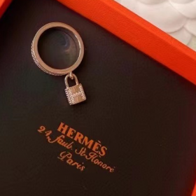 2023 Hermes Kelly Clochette 18K  Rose Gold Diamond Ring  H220658B